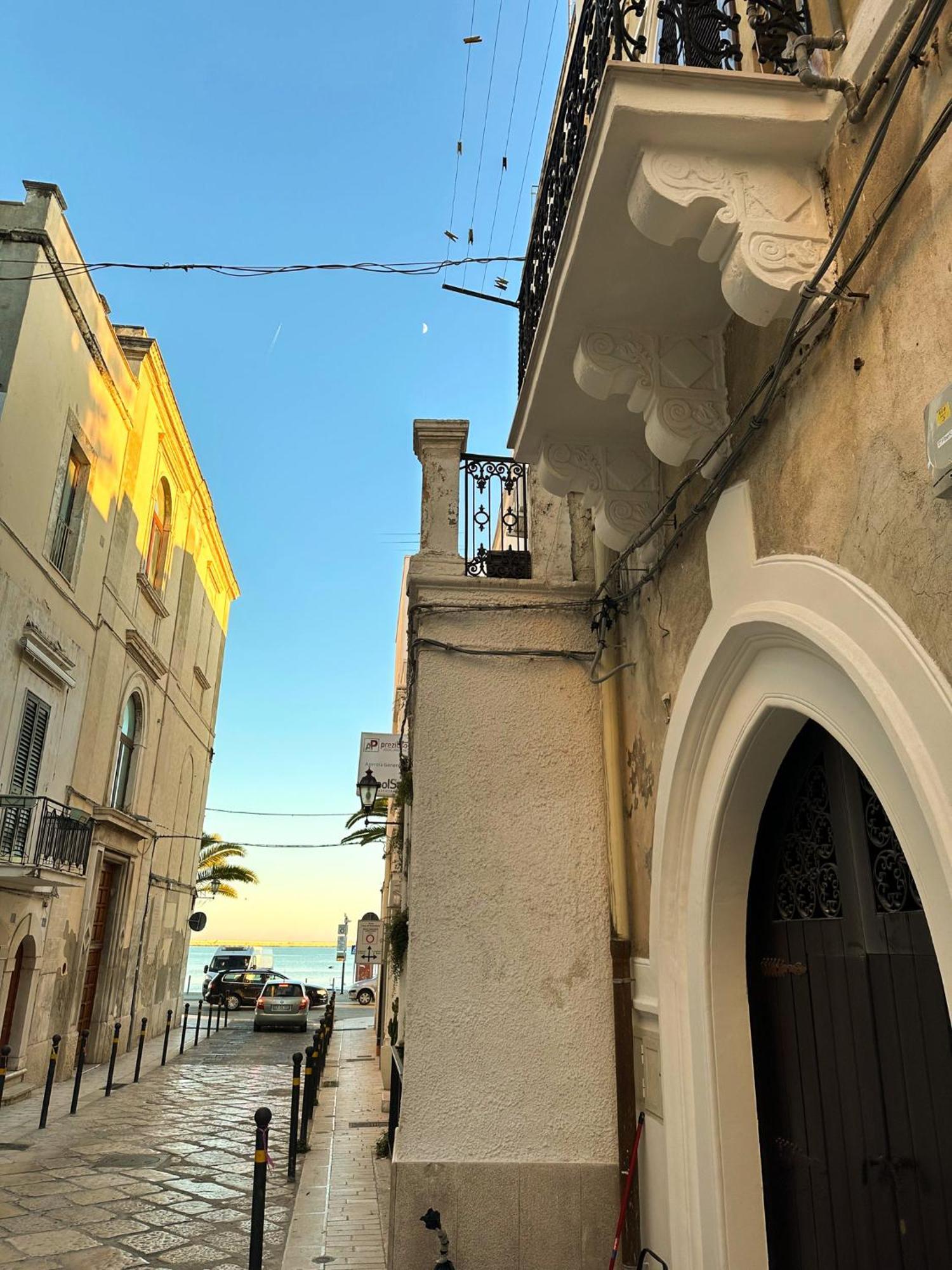 Palazzo Donnamaria Lejlighed Manfredonia Eksteriør billede